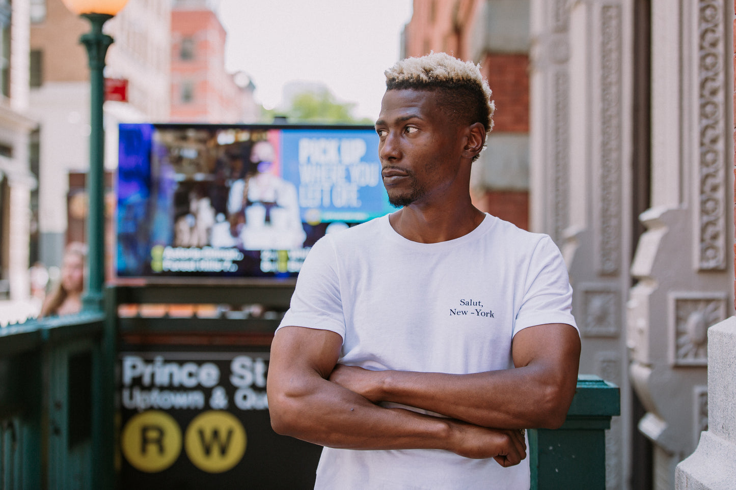 Salut NYC Mens T-shirt