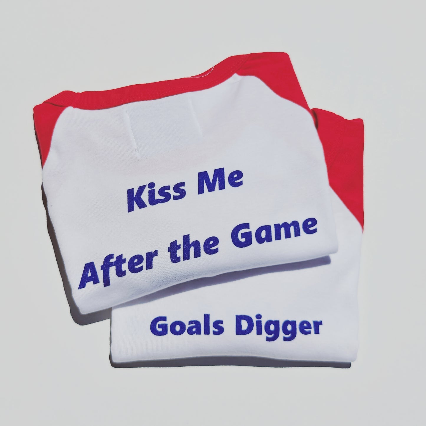 Tee Goals digger Wom